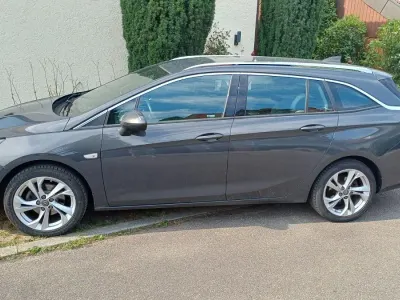 Gebraucht Opel Astra 150 PS (110 kW) 2016 Grau Kombi