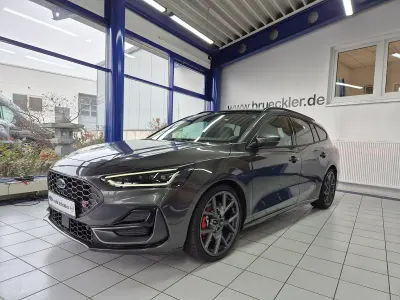 Gebraucht Ford Focus ST 280 PS (205 kW) 2025 Magnetic grau Kombi