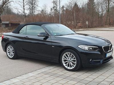Gebraucht BMW 220 Sport Line 190 PS (139 kW) 2017 Schwarz Cabrio