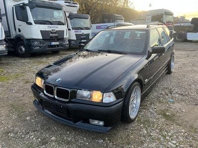 Gebraucht BMW 328 M Sport 193 PS (141 kW) 1999 Schwarz Kombi