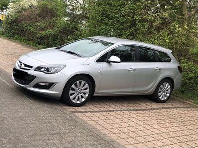 gebraucht Opel Astra SPORTS TOURER 1.6 DIESEL *Steuerkette NEU* Top Sparsam