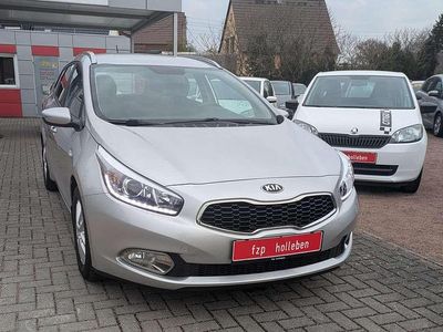 Gebraucht Kia Ceed Sportswagon Edition 7 135 PS (99 kW) 2014 (9s) machine silver Kombi
