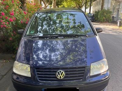 VW Sharan