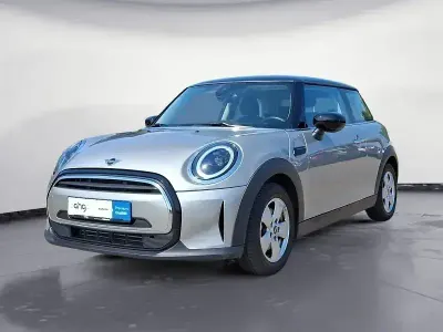 Gebraucht Mini Cooper Essential 136 PS (100 kW) 2023 Silber Kleinwagen