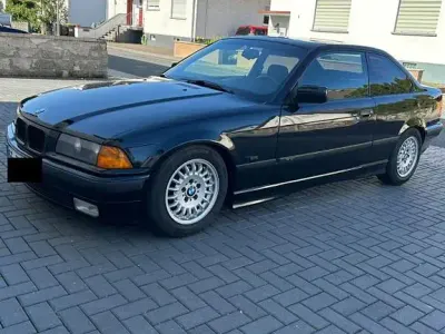 Gebraucht BMW 320 Performance 150 PS (110 kW) 1995 Schwarz Coupé