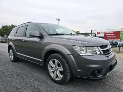 Gebraucht Fiat Freemont 163 PS (119 kW) 2012 Grau SUV