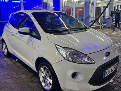 Second-hand Ford Ka Cool & Sound Edition 69 CP (50 kW) 2015 Alb
