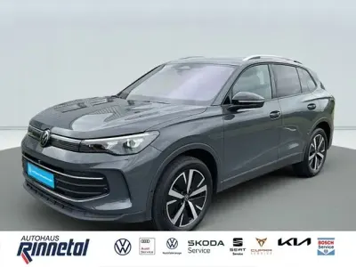 Gebraucht VW Tiguan Goal 193 PS (141 kW) 2025 Grau SUV