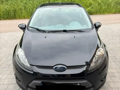 Gebraucht Ford Fiesta 81 PS (59 kW) 2010 Schwarz Coupé