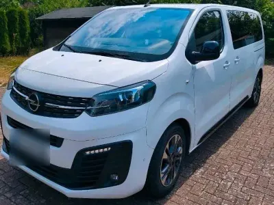 Gebraucht Opel Zafira Life Elegance 177 PS (130 kW) 2020 Weiß Van / Kleinbus