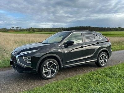 Gebraucht Mitsubishi Eclipse Cross Plus 188 PS (138 kW) 2022 Schwarz SUV