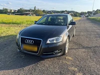 Gebraucht Audi A3 Ambition 140 PS (102 kW) 2012 Grau Kleinwagen
