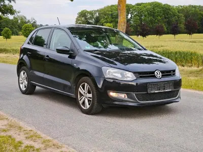 Gebraucht VW Polo Match 69 PS (50 kW) 2012 Schwarz Kleinwagen