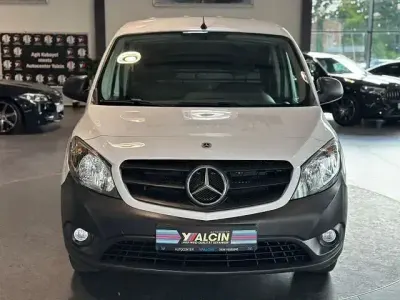 Gebraucht Mercedes Citan 109 95 PS (69 kW) 2021 Arktikweiss Van / Kleinbus