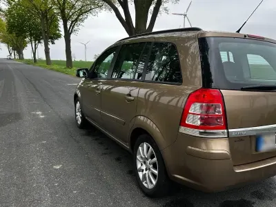 Brugt Opel Zafira 125 HK (91 kW) 2014 Brun MPV