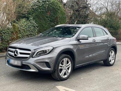 Mercedes GLA200