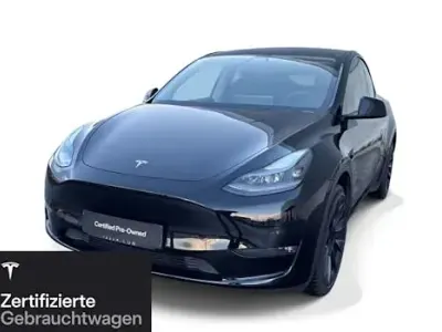 Second-hand Tesla Model Y 273 kW (372 CP) 2024 Negru SUV
