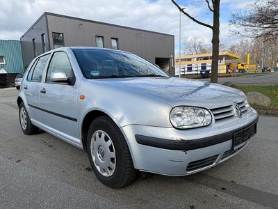 Usata VW Golf III 1998 Argento Berlina