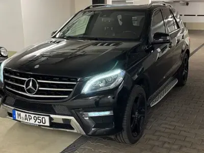 Gebraucht Mercedes ML350 AMG Edition 1 258 PS (189 kW) 2012 Schwarz SUV