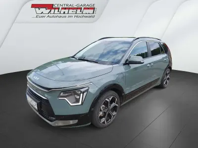 Gebraucht Kia Niro Spirit 184 PS (135 kW) 2022 (cge) cityscape grün met. SUV