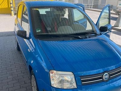 Usado Fiat Panda 60 HP (44 kW) 2006 Azul Citadino