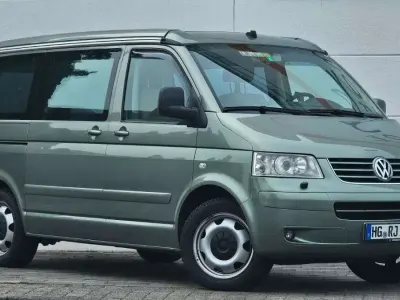 Gebraucht VW Transporter California 174 PS (127 kW) 2005 Frescogrün metallic Van