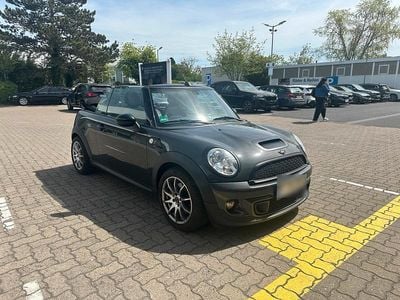 Usata Mini Cooper S Cabriolet Sport 220 CV (161 kW) 2010 Verde Cabrio
