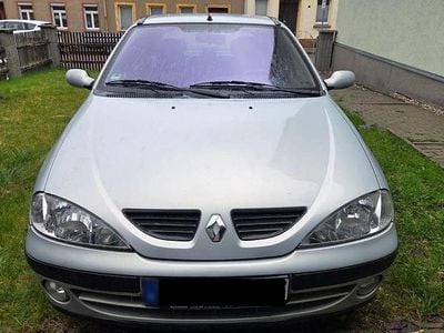 Gebraucht Renault Mégane II Authentique 95 PS (69 kW) 2002 Grau Limousine