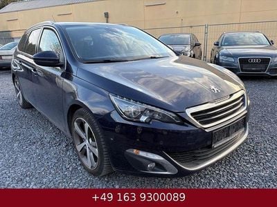 Gebraucht Peugeot 308 SW Allure 131 PS (96 kW) 2015 Blau Kombi