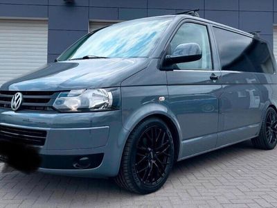 gebraucht VW T5 Facelift mit Fensteroptik