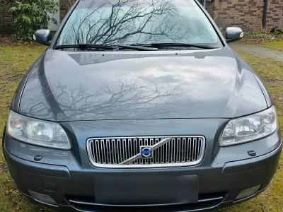 Gebraucht Volvo V70 186 PS (136 kW) 2006 Grau Kombi
