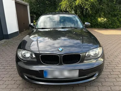 Gebraucht BMW 116 122 PS (89 kW) 2007 Grau Kleinwagen