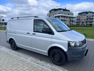 Używany VW Transporter 102 KM (75 kW) 2013 Srebrny Van