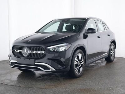 Gebraucht Mercedes GLA180 Progressive 136 PS (100 kW) 2024 Metalliclack kosmosschwarz SUV