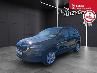 Neu Skoda Karoq Selection 150 PS (110 kW) 2025 Schwarzmagic perleffekt SUV