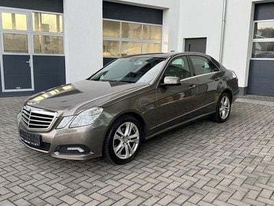 Gebraucht Mercedes E200 Avantgarde 184 PS (135 kW) 2009 Grau Limousine