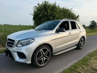 Gebraucht Mercedes GLE350 AMG line 258 PS (189 kW) 2017 Silber SUV