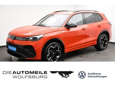 Gebraucht VW Tiguan Style 272 PS (200 kW) 2025 Persimmon red metallic SUV