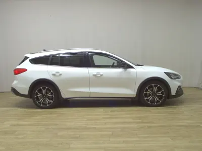 Brugt Ford Focus Vignale 120 HK (88 kW) 2020 Hvid Stationcar