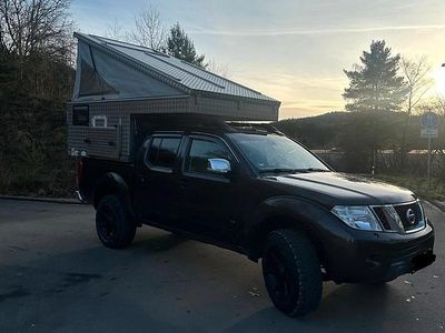 Braun Gebraucht 2011 Nissan Navara Abholung | 19.489 €