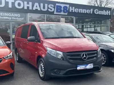 Gebraucht Mercedes Vito 136 PS (100 kW) 2021 Rot Van
