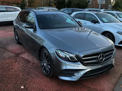 Gebraucht Mercedes E220 194 PS (142 kW) 2019 Grau Kombi
