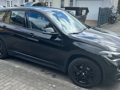Gebraucht BMW X1 Advantage 150 PS (110 kW) 2019 Schwarz SUV