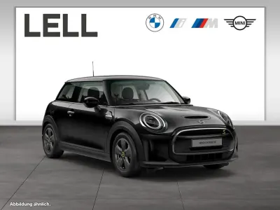 Gebraucht Mini Cooper SE Hatch 135 kW (184 PS) 2022 Midnight black Kleinwagen