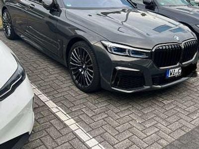 BMW 750