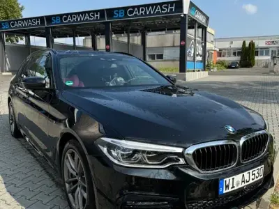 Gebraucht BMW 530 M Sport 252 PS (185 kW) 2017 Schwarz Kombi