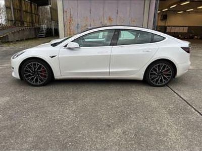 Gebraucht Tesla Model 3 377 kW (513 PS) 2019 Weiß Limousine