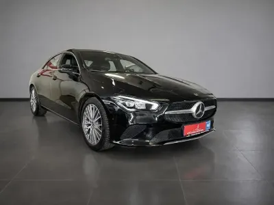 Gebraucht Mercedes CLA200 150 PS (110 kW) 2022 Kosmosschwarz  metalliclack Coupé