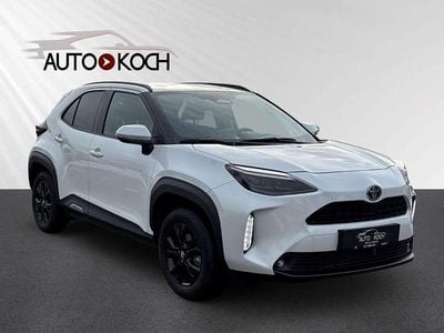 Gebraucht Toyota Yaris Cross 131 PS (96 kW) 2024 Platinumweiß perleffekt SUV