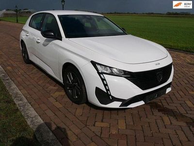 Weiß Gebraucht 2022 Peugeot 308 Business-Line Limousine | 11.978 €